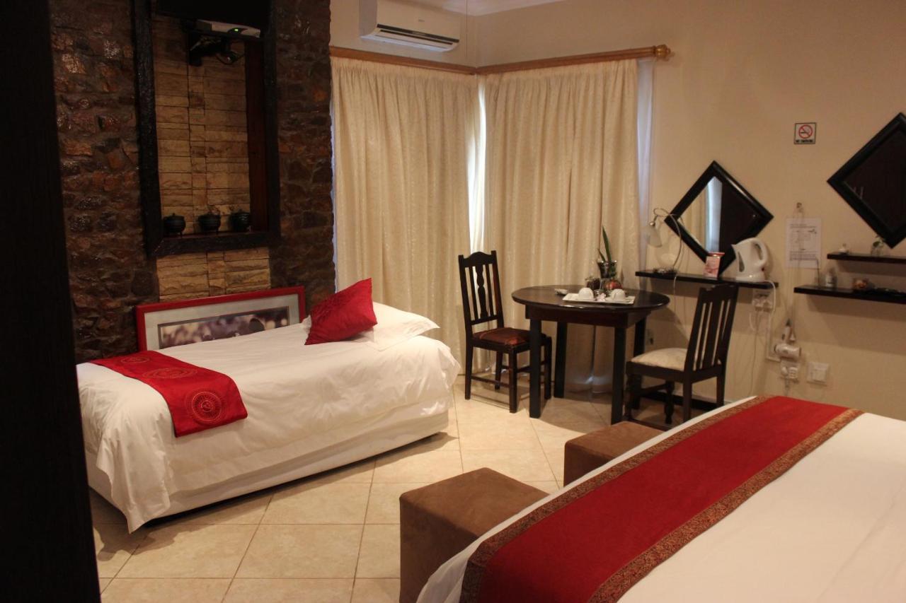 Lumley'S Place Guesthouse Pniel Ngoại thất bức ảnh